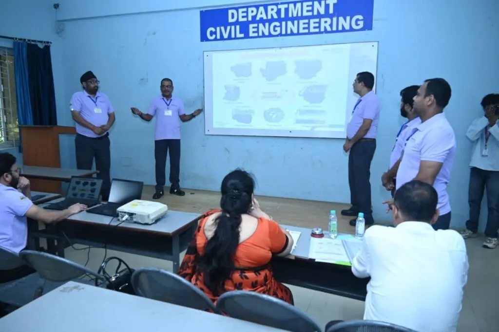 554493390 18296433967254922 5636445431218102773 N 1024X682