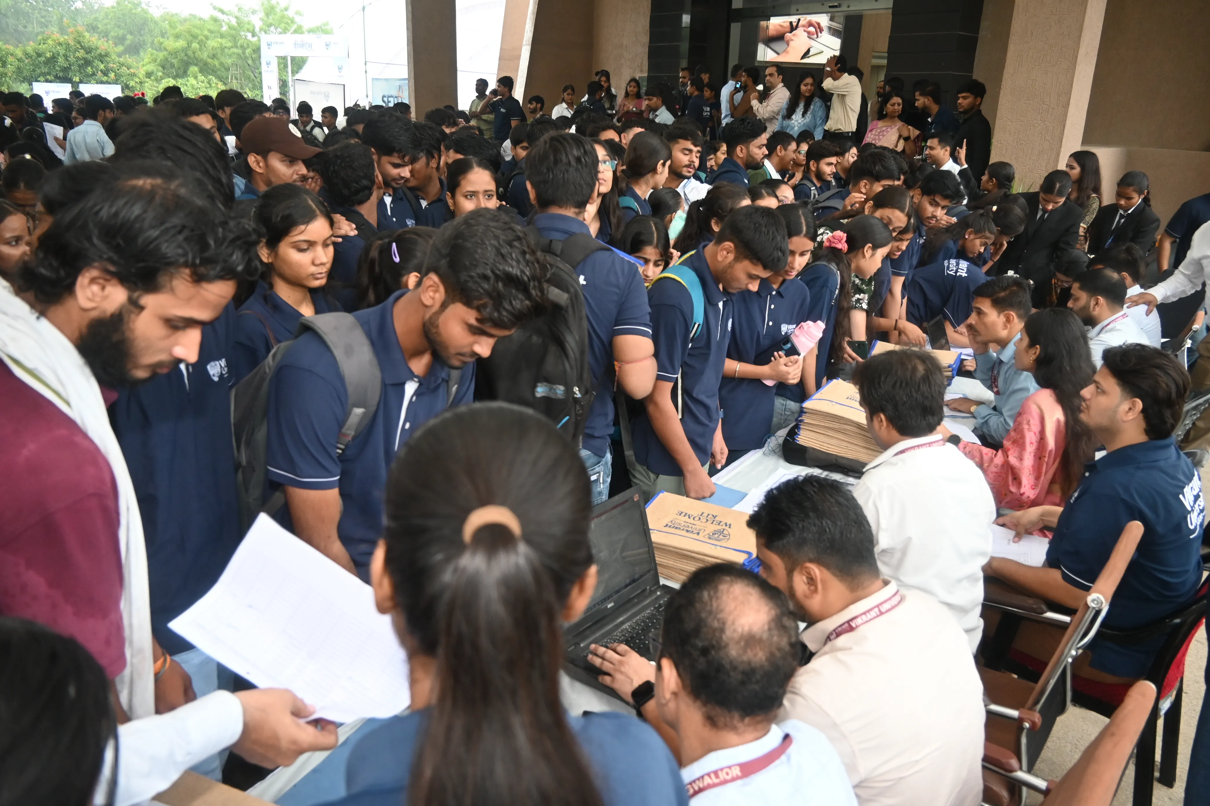 Vikrant University Organised Deeksha Arambhh   2026 New Students Welcome (3)