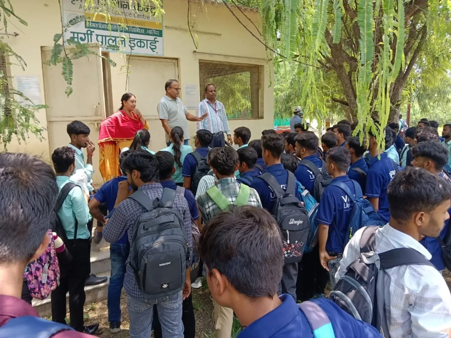machines in agriculture lab